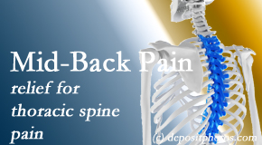 Hollstrom & Associates Inc delivers gentle chiropractic treatment to relieve mid-back pain in the thoracic spine. 
